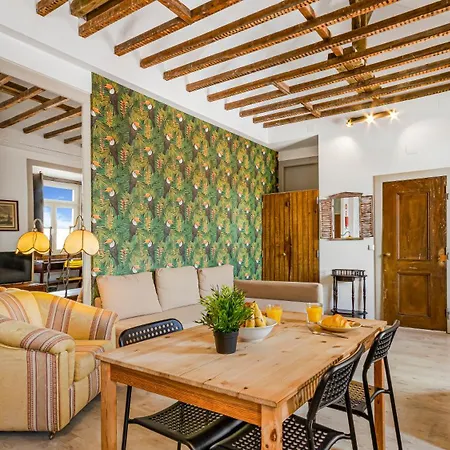 Pensión The Indy House By Lovelystay