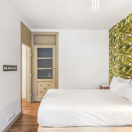 The Indy House By Lovelystay Guest house