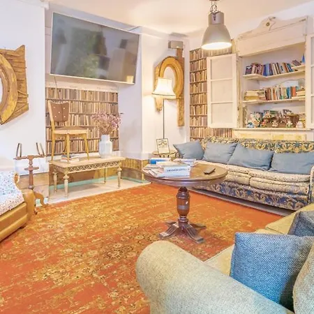 The Indy House By Lovelystay Casa de hóspedes