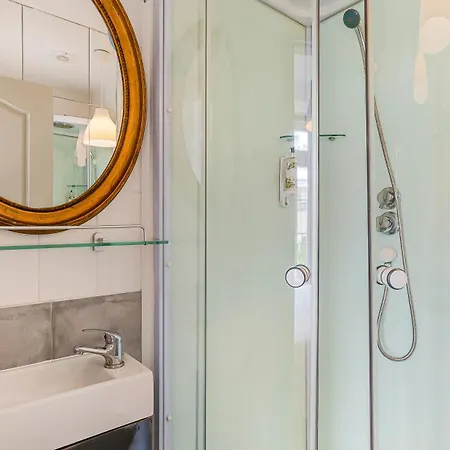 The Indy House By Lovelystay Casa de hóspedes 3*