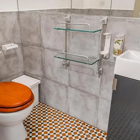 Casa de hóspedes The Indy House By Lovelystay Lisboa