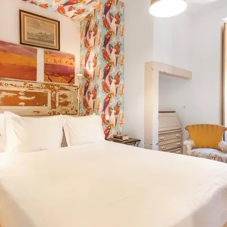 The Indy House By Lovelystay Guest house